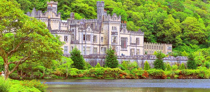 Ireland travel - Brendan Kylemore Abbey