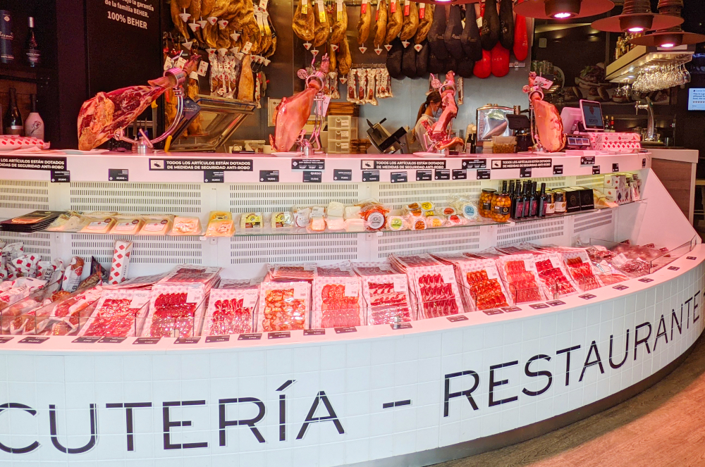 Valencia Ham Display