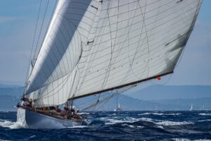 sailing boat