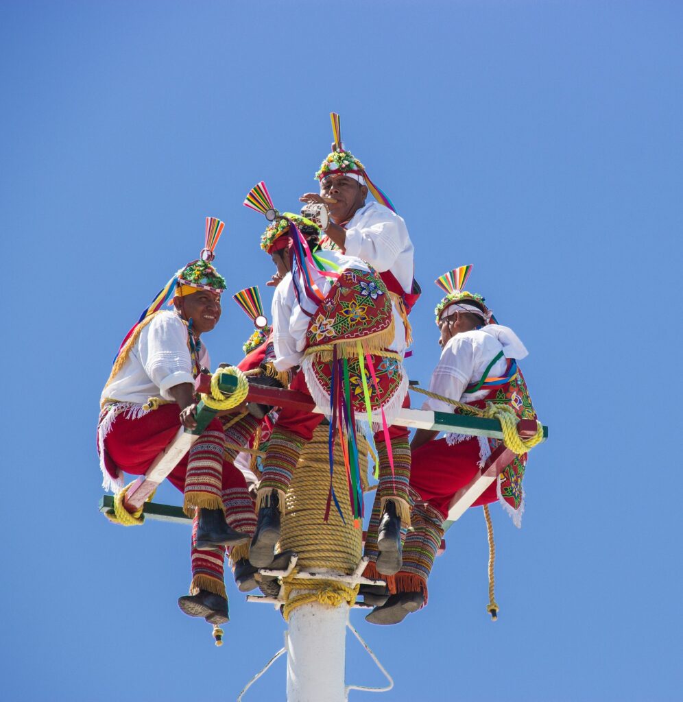 Mexico high pole dancers