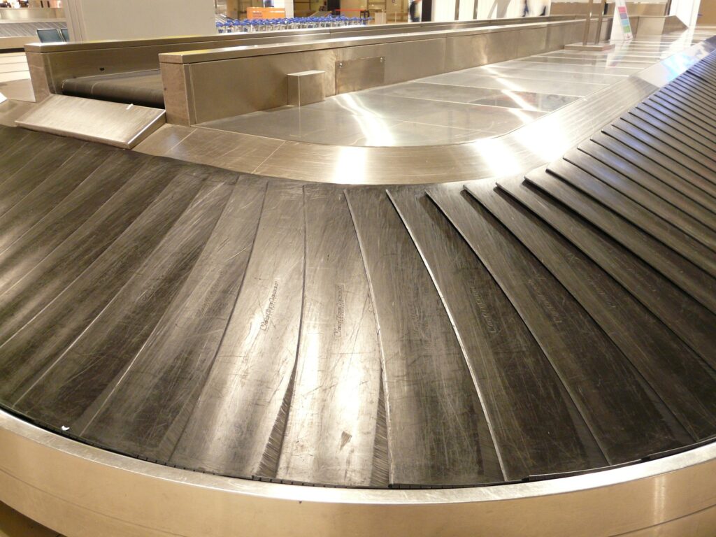 luggage carousel