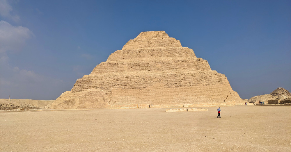 Cairo Saqqara pyramid